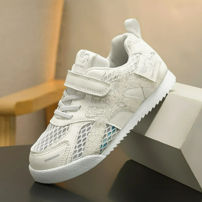 Trendy Girls Sneaker Kids Shoes Summer Mesh Comfortable Children Casual Sneaker 2026 New Luxury Sports Tennis Shoes for Girls
Trendy Girls Sneaker Kids Shoes Summer Mesh Comfortable Children Casual Sneaker 2026 New Luxury Sports Tennis Shoes for Girls