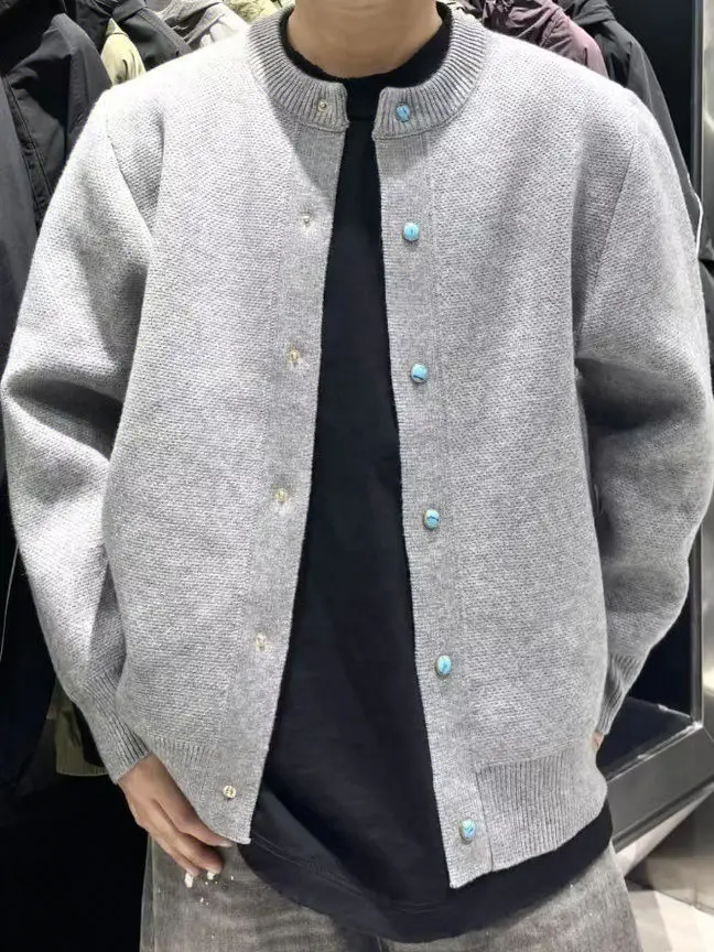 Мужской вязаный кардиган в стиле ретро, бирюзовый, круглый вырез, свободный крой, с длинными рукавами, повседневный, вязаный жакет
Мужской вязаный кардиган в стиле ретро, бирюзовый, круглый вырез, свободный крой, с длинными рукавами, повседневный, вязаный жакет