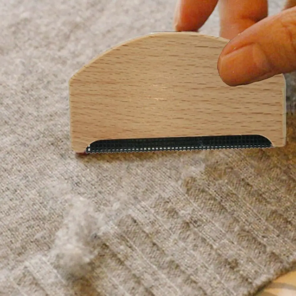 Wooden Epilator Sweater Clothes Shaver Fabric Clothes Sweater Lint Removers Manual Portable Wooden Lint Trimmer Comb Shaver 
Wooden Epilator Sweater Clothes Shaver Fabric Clothes Sweater Lint Removers Manual Portable Wooden Lint Trimmer Comb Shaver
