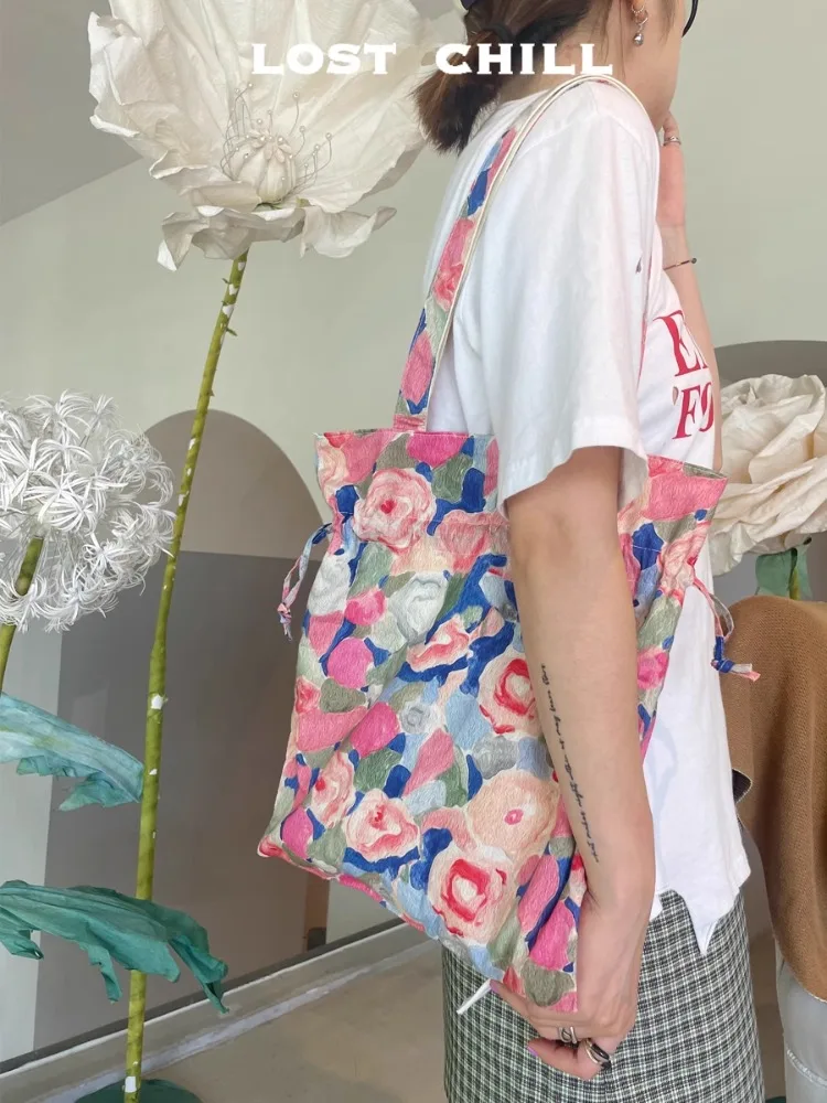 Vintage Oil Painting Palette Canvas Bags 2024 New Summer All-match Design Literary Beam Niche Large Capacity Floral Shoulder Bag
Vintage Oil Painting Palette Canvas Bags 2024 New Summer All-match Design Literary Beam Niche Large Capacity Floral Shoulder Bag