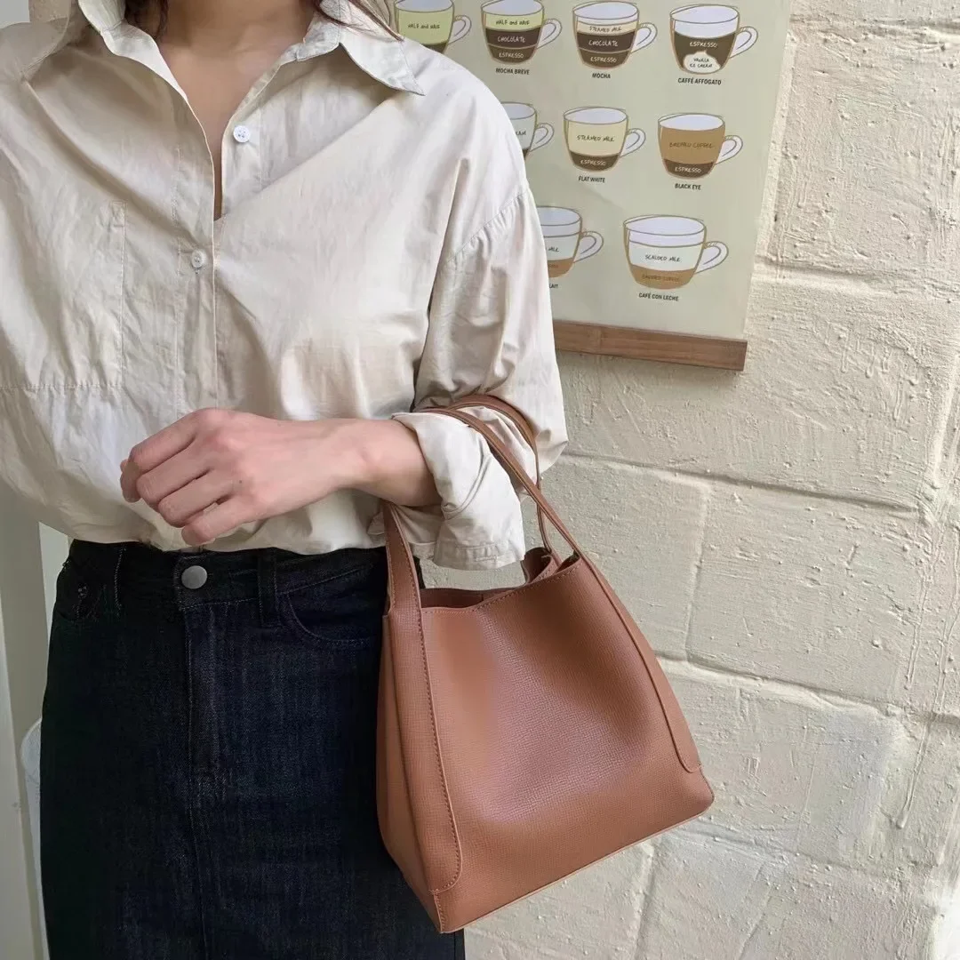 Fashion Bucket Bags Tote Purses And Handbags Luxury Designer Ladies Crossbody Soft High Quality PU Leather
Fashion Bucket Bags Tote Purses And Handbags Luxury Designer Ladies Crossbody Soft High Quality PU Leather