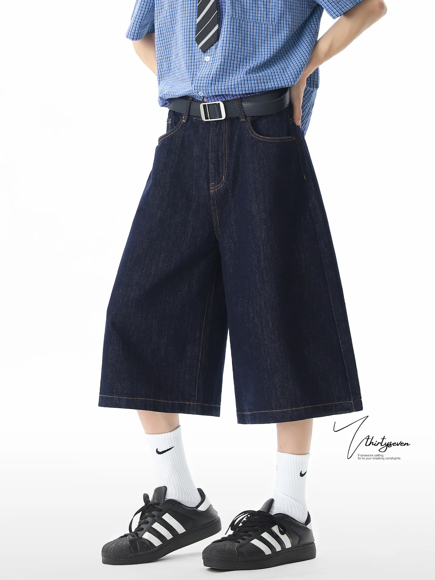 V37 American Retro Blue Denim orts Men's Loose Fit Comfortable Wide Leg Seven Parts Pants Youth Trendy Cotton Polyester Blend
V37 American Retro Blue Denim orts Men's Loose Fit Comfortable Wide Leg Seven Parts Pants Youth Trendy Cotton Polyester Blend