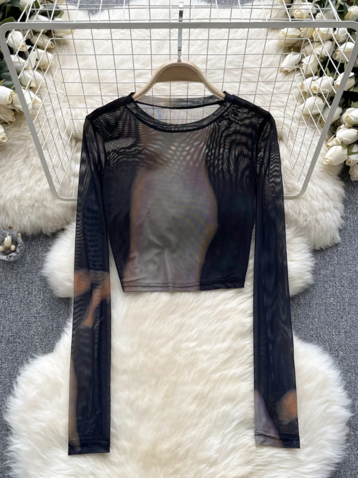 Women's ort Sve Me Top 2023 New Design Sensation Retro Print Slim Fit Base irt Inner Trendy Faion T-irt
Women's ort Sve Me Top 2023 New Design Sensation Retro Print Slim Fit Base irt Inner Trendy Faion T-irt