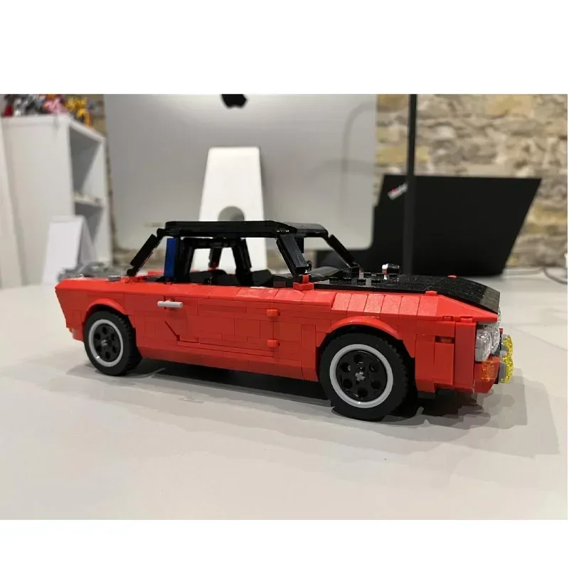 MOC-175889 Red New Classic Sports Car Racing Building Block Model 1054 Parts Children's Birthday Building Blocks Toy Gift
MOC-175889 Red New Classic Sports Car Racing Building Block Model 1054 Parts Children's Birthday Building Blocks Toy Gift