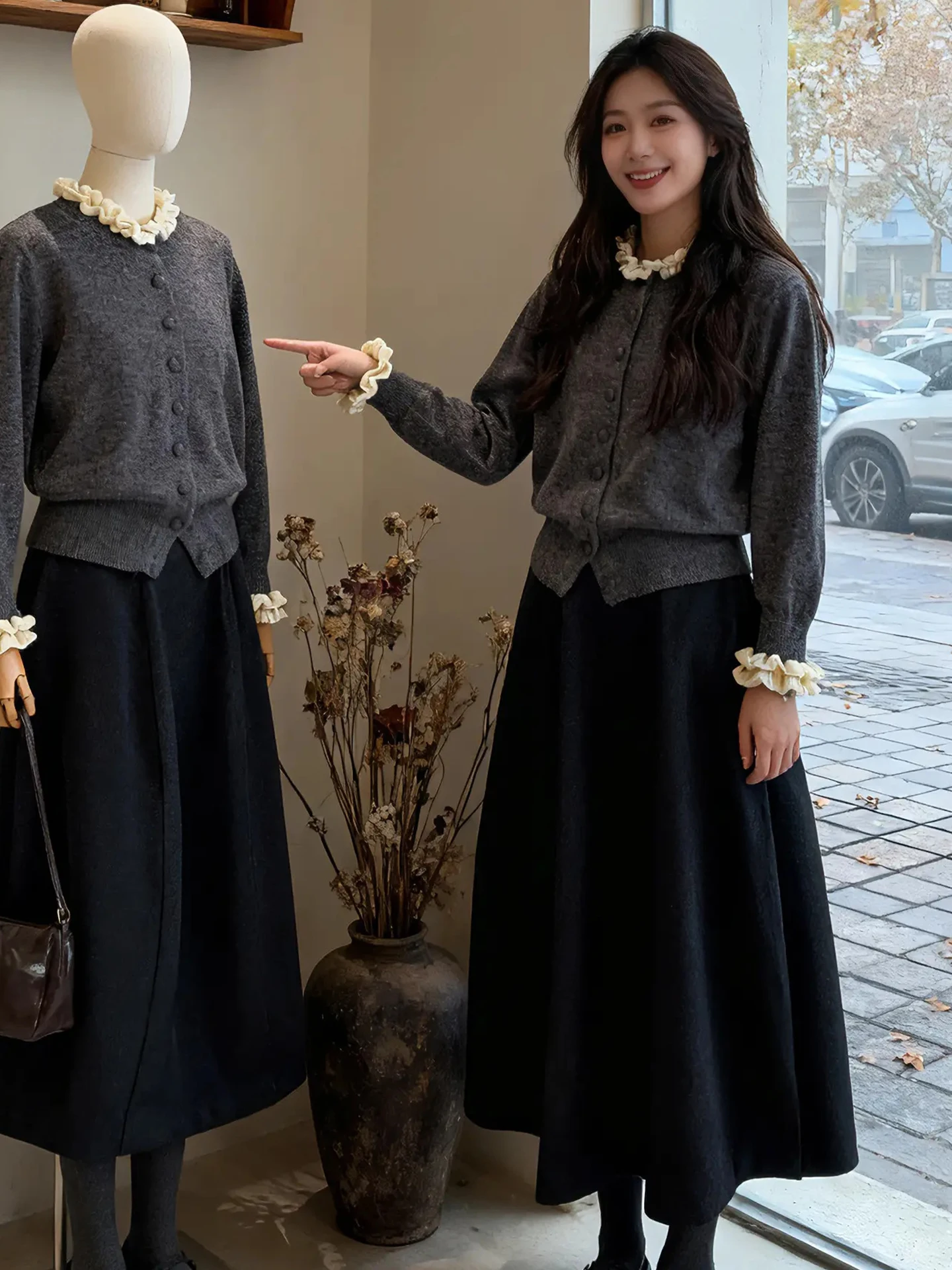 High Waist Knitted Cardigan And Skirt Set with Wood Grain Color Collision Design Slimming Flower Bud Autumn Winter Fashion
High Waist Knitted Cardigan And Skirt Set with Wood Grain Color Collision Design Slimming Flower Bud Autumn Winter Fashion