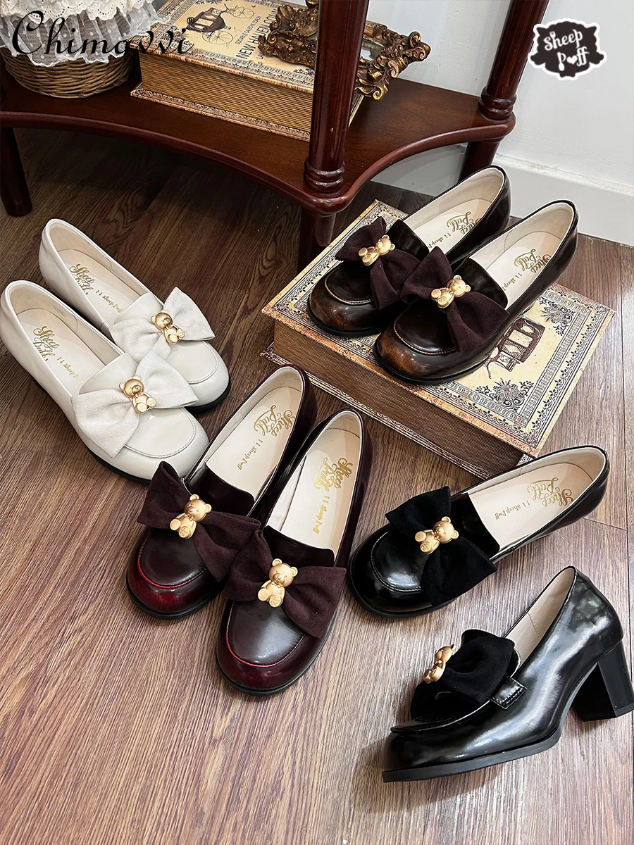 Vintage Bear Lolita Sweet Bow Daily Loafers 2025 Autumn New Japanese Jk Uniform Shoes Versatile Commuter Students Women's Shoes
Vintage Bear Lolita Sweet Bow Daily Loafers 2025 Autumn New Japanese Jk Uniform Shoes Versatile Commuter Students Women's Shoes