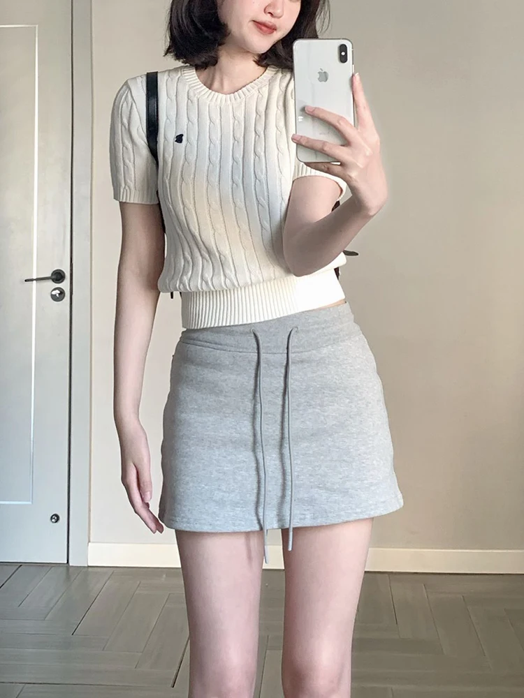 High Waist Drawstring Sporty Skirt for Women plus Size Hot Girl Design Sense a Line Half Body Skirts Summer Short Skirts
High Waist Drawstring Sporty Skirt for Women plus Size Hot Girl Design Sense a Line Half Body Skirts Summer Short Skirts
