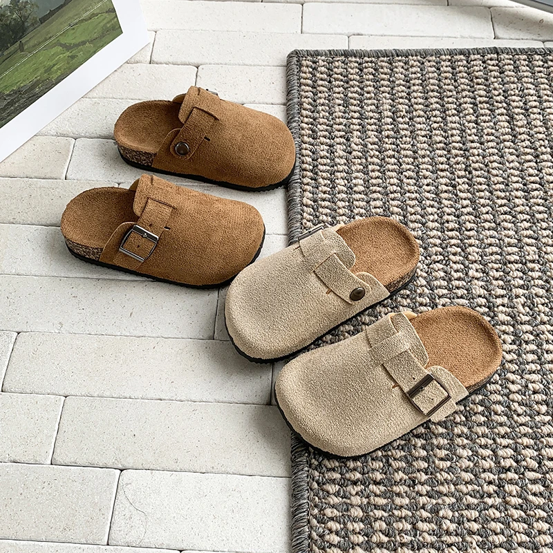 Children's Outdoor Slippers Casual Flat Shoes, Breathable Outdoor Shoes Suitable for Indoor and Outdoor Activities
Children's Outdoor Slippers Casual Flat Shoes, Breathable Outdoor Shoes Suitable for Indoor and Outdoor Activities