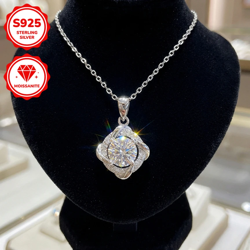 1pc 1Carat 925 Sterling Silver Moissanite Windmill Pendant Necklace, Suitable for Both Men and Women.
1pc 1Carat 925 Sterling Silver Moissanite Windmill Pendant Necklace, Suitable for Both Men and Women.