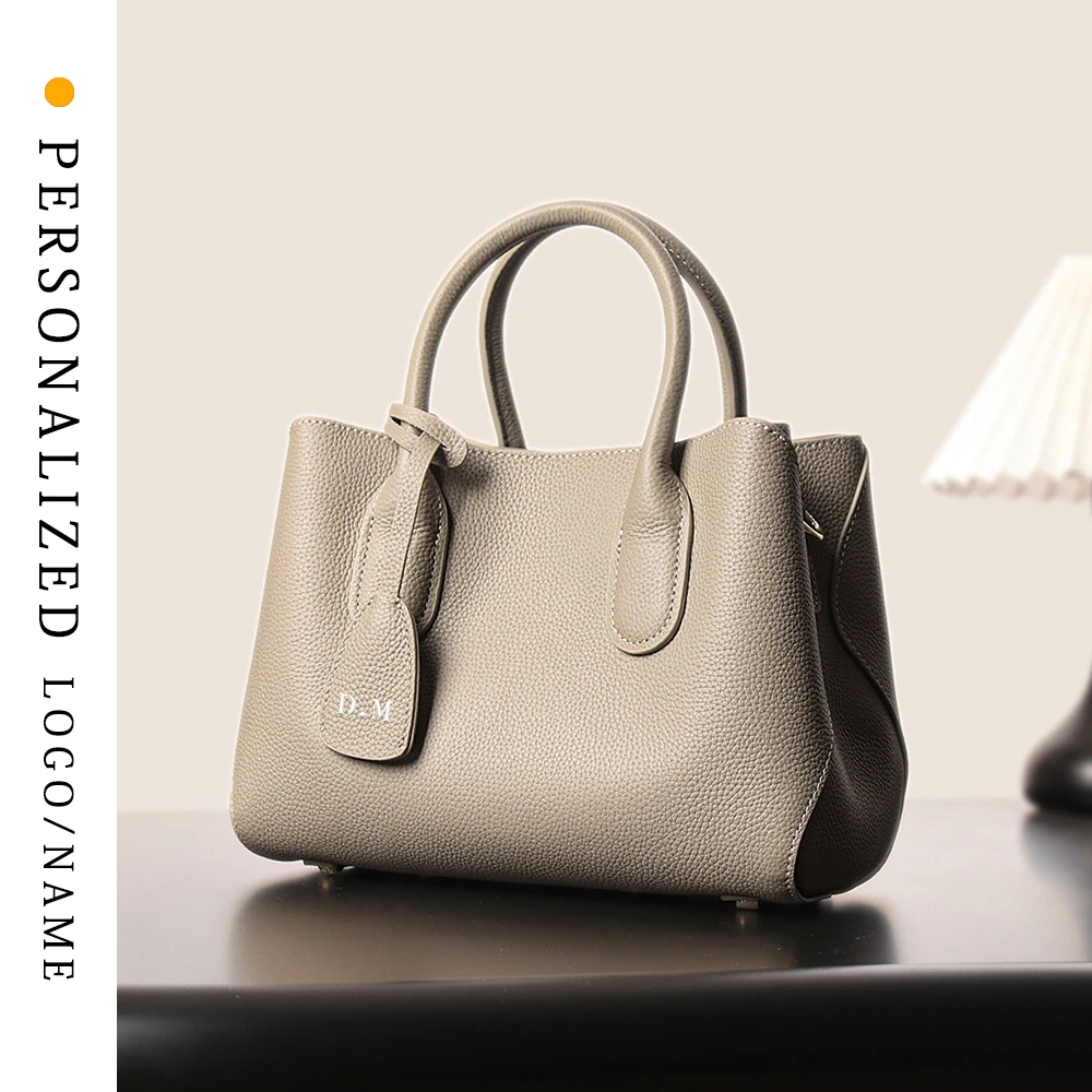 Personalized Women's Bag Customization Free Lettering New Genuine Leather Women's Handbag Large Capacity Commuting Women's Bag
Personalized Women's Bag Customization Free Lettering New Genuine Leather Women's Handbag Large Capacity Commuting Women's Bag