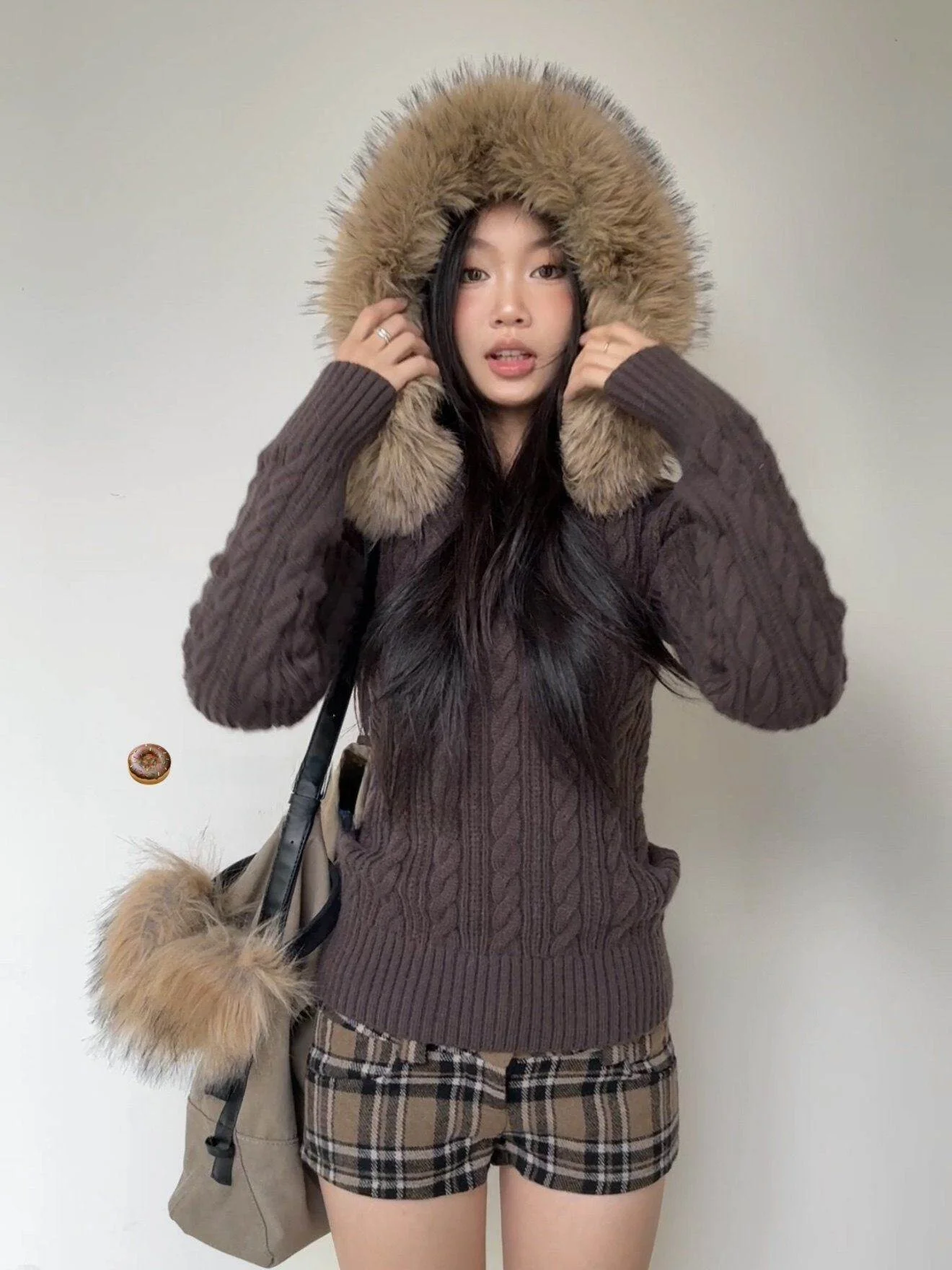 Fortunee Autumn Winter Vintage Twisted Knit Sweater Hat with Fur Trim Slim Fit Faionable Twisted Knitwear Women's Clothing
Fortunee Autumn Winter Vintage Twisted Knit Sweater Hat with Fur Trim Slim Fit Faionable Twisted Knitwear Women's Clothing