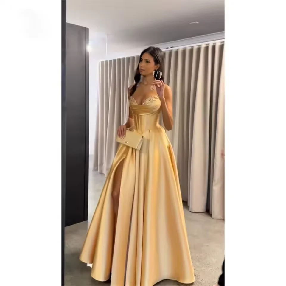 Customized Satin A Line Prom Dress Spaghetti Strap Sweetheart Beaded High Slit Party Dresses Floor-Length Formal Evening dress
Customized Satin A Line Prom Dress Spaghetti Strap Sweetheart Beaded High Slit Party Dresses Floor-Length Formal Evening dress