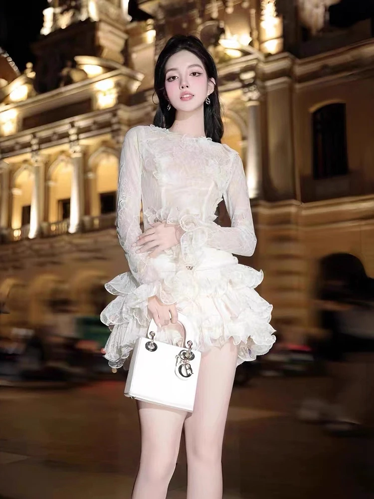 High Quality Flower Lace Mini Dresses Spring Women Luxury Long Sleeves O Neck Zipper Dress Autumn High Waist Solid Short Dress
High Quality Flower Lace Mini Dresses Spring Women Luxury Long Sleeves O Neck Zipper Dress Autumn High Waist Solid Short Dress