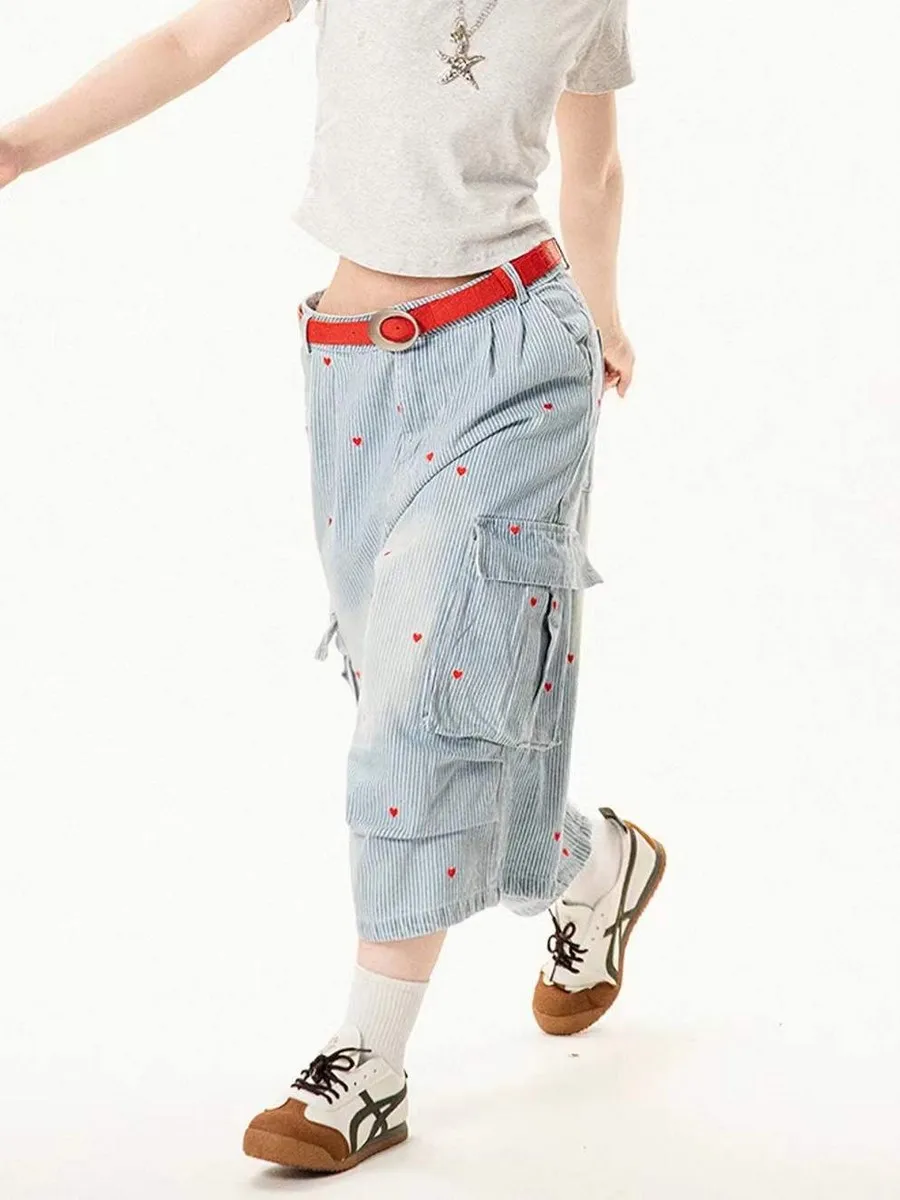 Sweetheart Striped Embroidery Baggy Folds Pockets Sweatpants Capri Pants Jeans Trousers for Women Men Goth Aesthetic Streetwear
Sweetheart Striped Embroidery Baggy Folds Pockets Sweatpants Capri Pants Jeans Trousers for Women Men Goth Aesthetic Streetwear