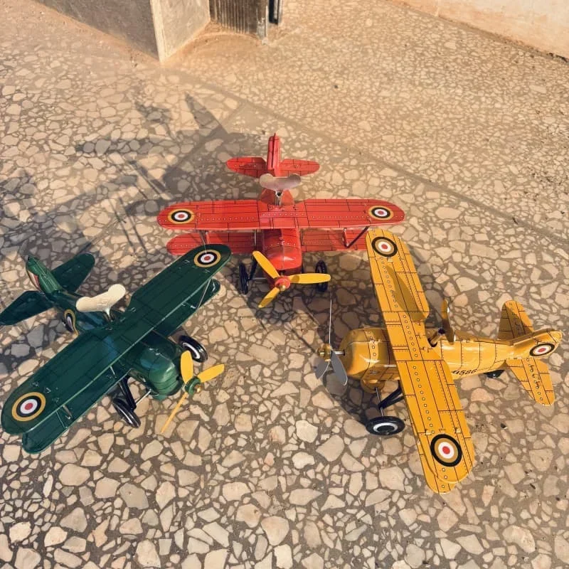 Adult Collection Retro Wind up toy Metal Tin second world war fighter propeller plane Mechanical Clockwork kids birthday gift
Adult Collection Retro Wind up toy Metal Tin second world war fighter propeller plane Mechanical Clockwork kids birthday gift
