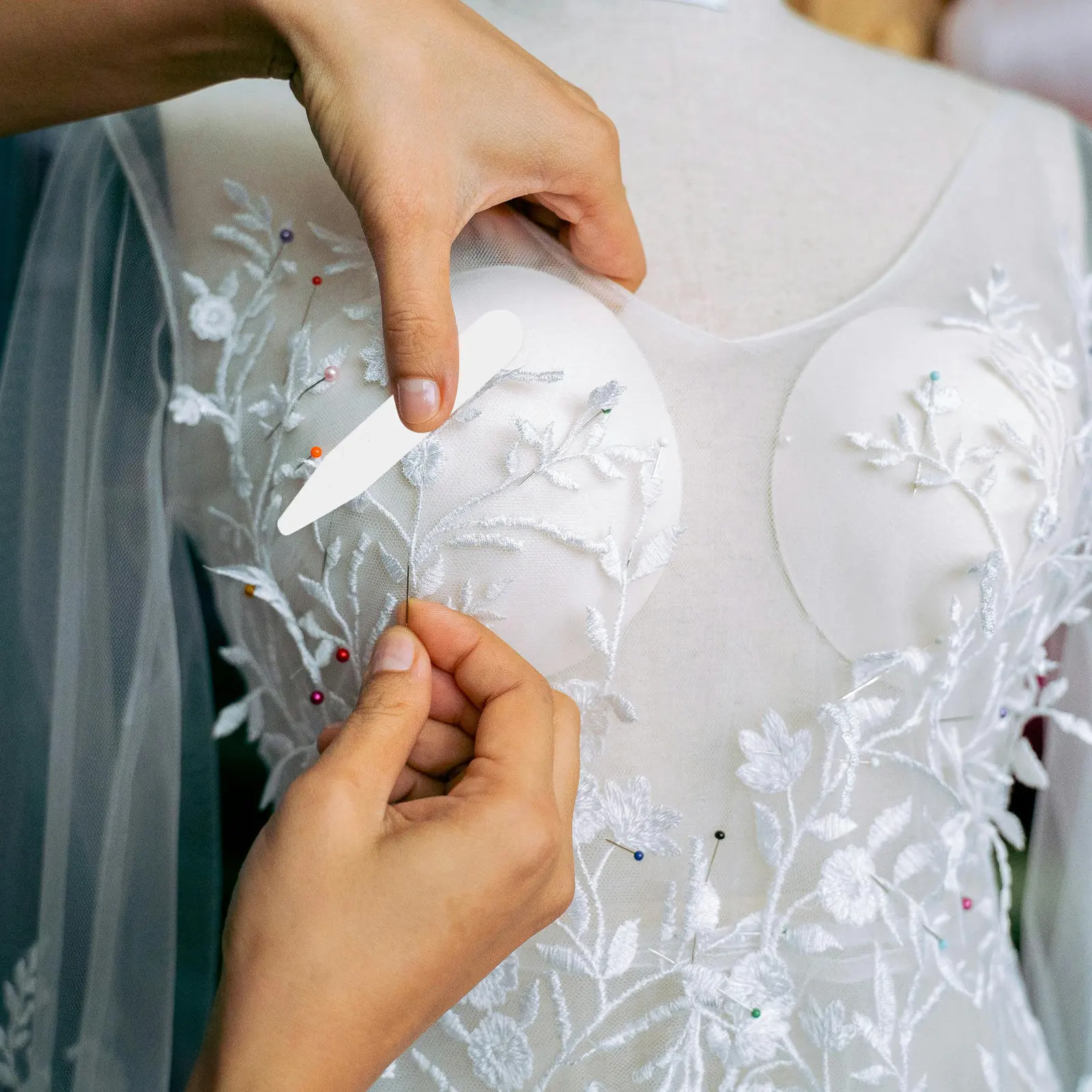 200 шт. пластиковых вставок-фиксаторов для воротников рубашек, предотвращающих замятия и складки, для мужчин и женщин, для офисной одежды
200 шт. пластиковых вставок-фиксаторов для воротников рубашек, предотвращающих замятия и складки, для мужчин и женщин, для офисной одежды