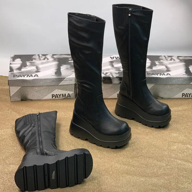 Женские высокие ботинки больших размеров с боковой молнией, на флисовой подкладке, универсальные, водонепроницаемые, на платформе, в европейском стиле
Женские высокие ботинки больших размеров с боковой молнией, на флисовой подкладке, универсальные, водонепроницаемые, на платформе, в европейском стиле