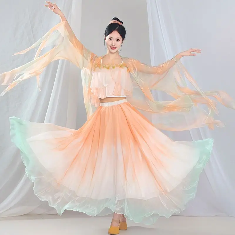 Classical Dance Costume For Women, Elegant And Fairy Like, With Chinese Style Big Sleeves And Long Sleeves, And A Graceful
Classical Dance Costume For Women, Elegant And Fairy Like, With Chinese Style Big Sleeves And Long Sleeves, And A Graceful