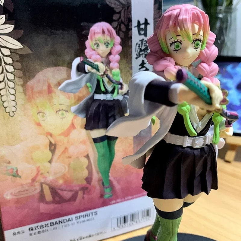 Новая оригинальная фигурка Bandai Banpresto Demon Slayer Kanroji Mitsuri 16 см, аниме, фигурка из ПВХ Kimetsu No Yaiba, модель из ПВХ, игрушки
Новая оригинальная фигурка Bandai Banpresto Demon Slayer Kanroji Mitsuri 16 см, аниме, фигурка из ПВХ Kimetsu No Yaiba, модель из ПВХ, игрушки
