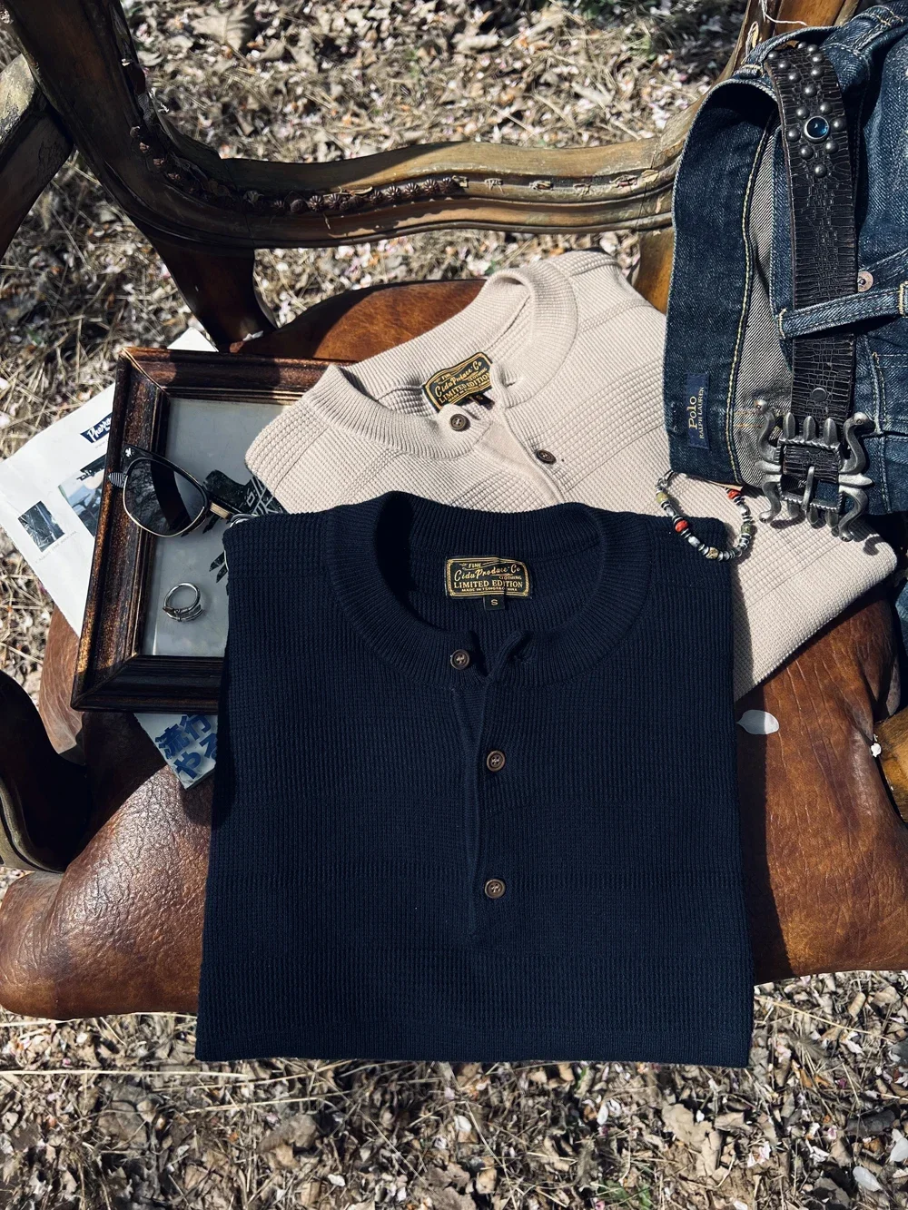 Мужская футболка Tailor Brando из американского винтажного тяжелого хлопка с короткими рукавами и рукавами
Мужская футболка Tailor Brando из американского винтажного тяжелого хлопка с короткими рукавами и рукавами