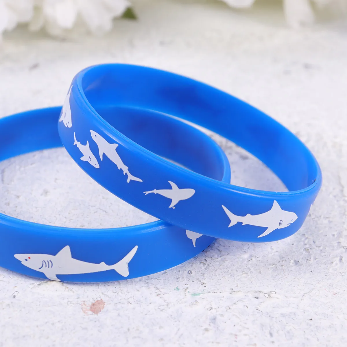 10 Pcs Shark Bracelet Silicone Kids Wristbands Straps Decoration Girl Boy Party Gift Ocean Themed Bright Stretchable Comfortable
10 Pcs Shark Bracelet Silicone Kids Wristbands Straps Decoration Girl Boy Party Gift Ocean Themed Bright Stretchable Comfortable