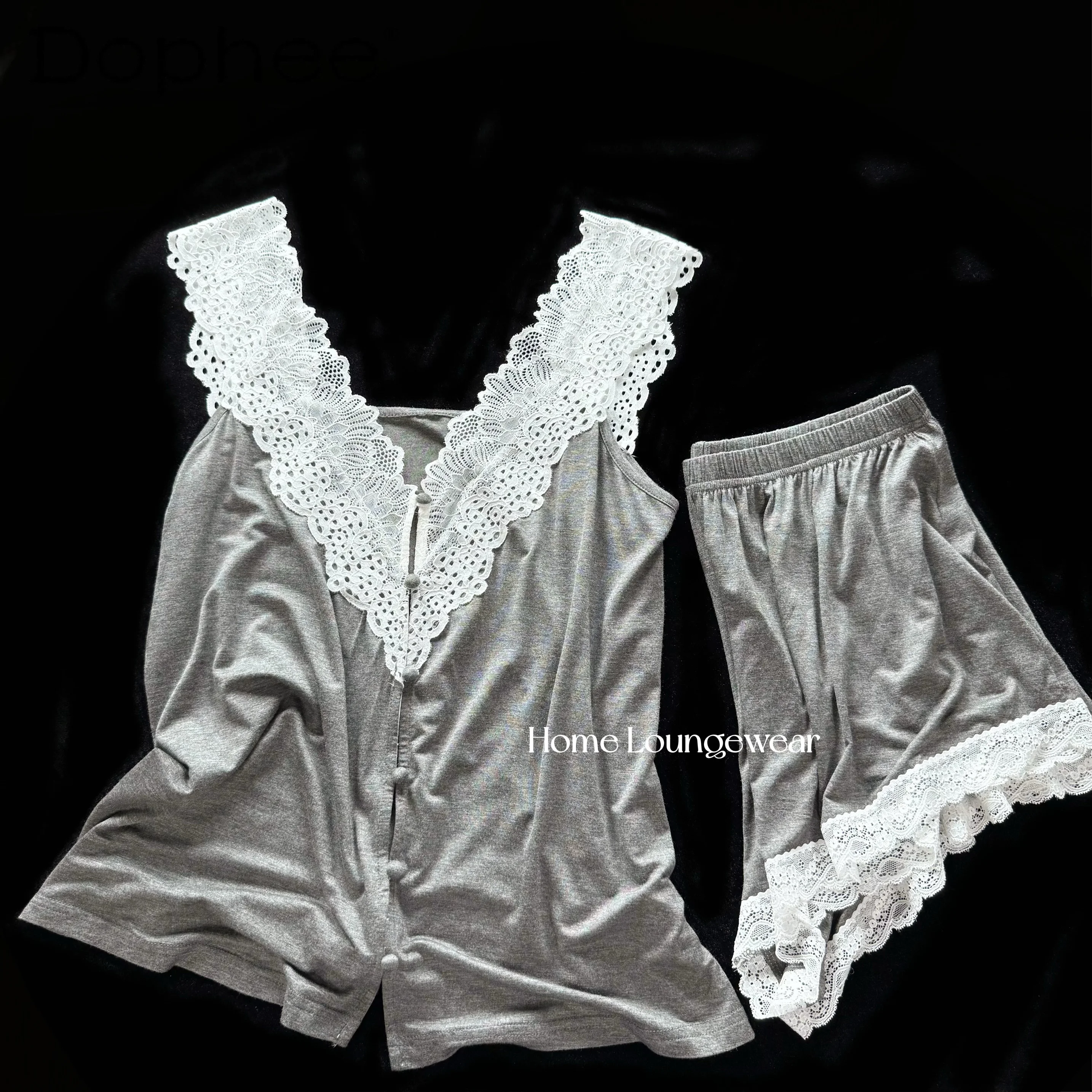 2025 summer new modal cotton lace pajamas women's suspenders sexy cool comfortable soft loungewear set
2025 summer new modal cotton lace pajamas women's suspenders sexy cool comfortable soft loungewear set