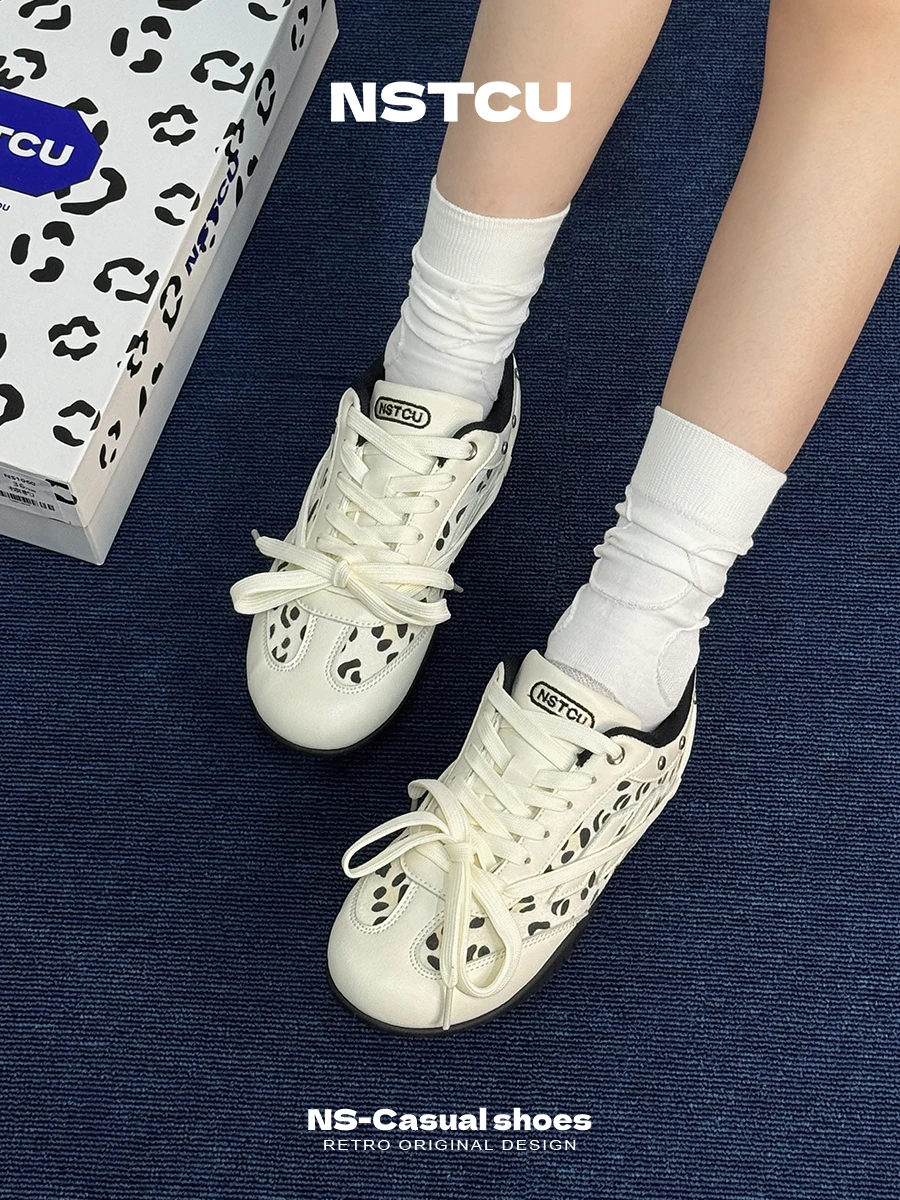 NSTCU Women's Racing Shoes Thin Bottom Casual Deqin Light Sport Leisure Spring New Style Versatile Flat Heel round Toe Rubber...
NSTCU Women's Racing Shoes Thin Bottom Casual Deqin Light Sport Leisure Spring New Style Versatile Flat Heel round Toe Rubber...