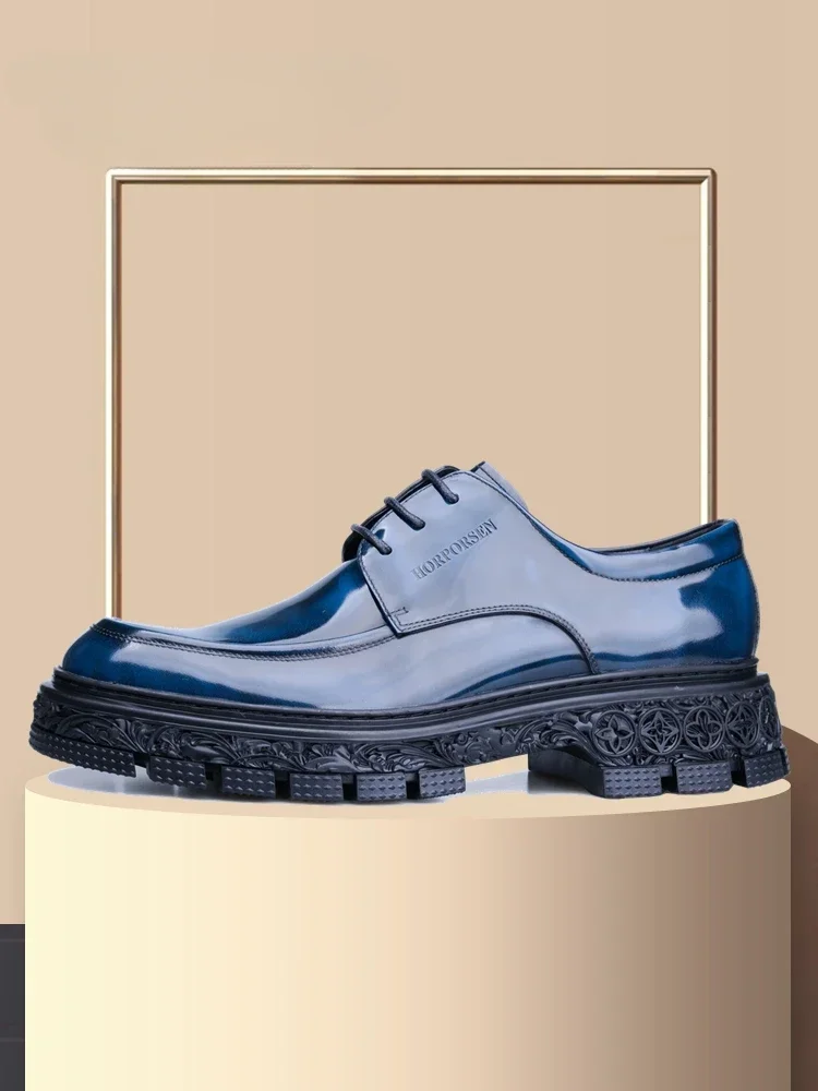 2024 Autumn New Lace Up Formal Men's Shoes Blue Thick Sole Cowhide Shiny Face Fashion Men's Leather Shoes
2024 Autumn New Lace Up Formal Men's Shoes Blue Thick Sole Cowhide Shiny Face Fashion Men's Leather Shoes