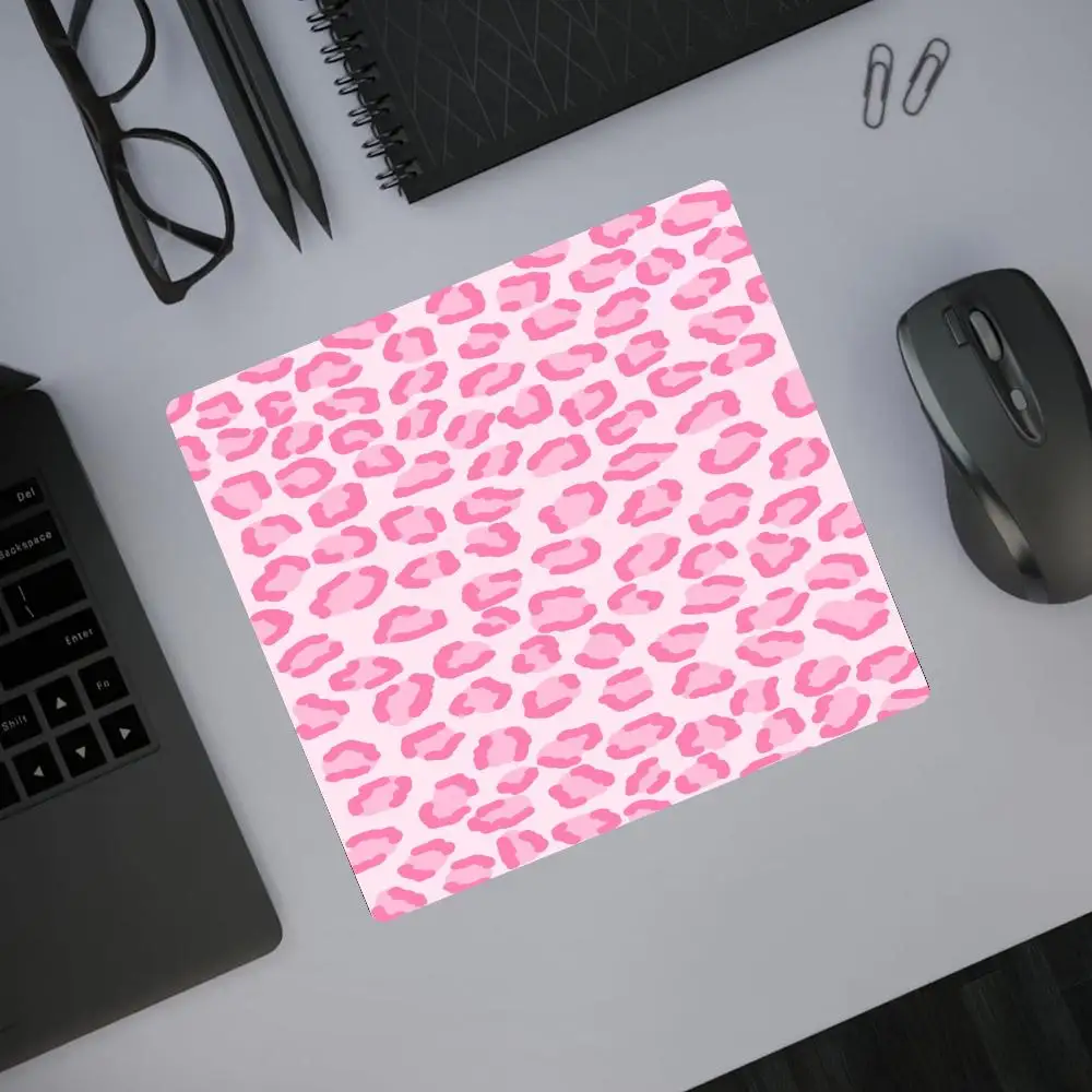 Mairuige Big Promotion Colorful Leopard Gaming Mouse Pad Computer Mats Size for 180*220*2mm Rubber Rectangle Mousemats HYBXAXC
Mairuige Big Promotion Colorful Leopard Gaming Mouse Pad Computer Mats Size for 180*220*2mm Rubber Rectangle Mousemats HYBXAXC