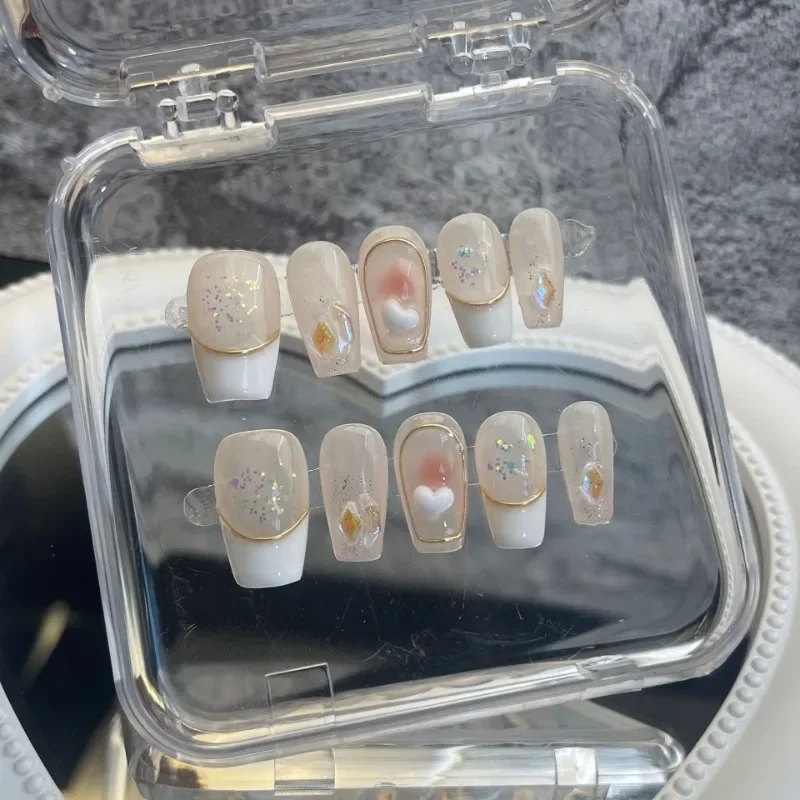 10Pcs Glamorous French Tip False Nails Short Coffin Shape with Gold Foil Line&3D Heart Design Perfect for Women Daily Nail Wear
10Pcs Glamorous French Tip False Nails Short Coffin Shape with Gold Foil Line&3D Heart Design Perfect for Women Daily Nail Wear