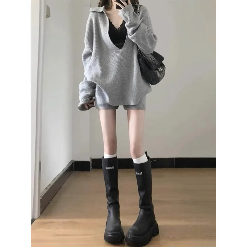 Autumn and Winter Gray Knitted Sweater Suit Dress Women's 2025 New Small Man Complete Outfit
Autumn and Winter Gray Knitted Sweater Suit Dress Women's 2025 New Small Man Complete Outfit