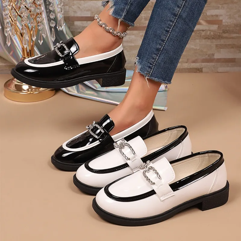 Women's Round Closed Toe Comfortable Rhinestone Metal Buckle Embellishment Single Shoes Women Vintage Shoes Spring and Autumn
Women's Round Closed Toe Comfortable Rhinestone Metal Buckle Embellishment Single Shoes Women Vintage Shoes Spring and Autumn