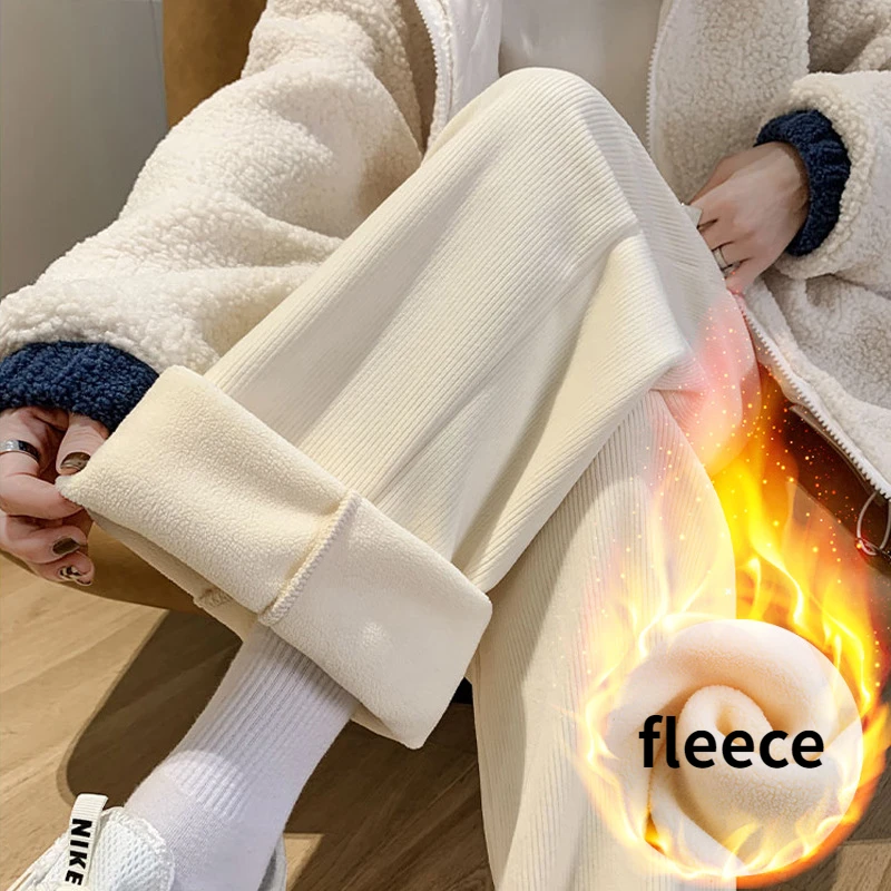Chenille Wide Leg Pants Women's Velet Thick Pants Draping High Waist Loose Casual Trousers Solid Color Pants for Female Winter
Chenille Wide Leg Pants Women's Velet Thick Pants Draping High Waist Loose Casual Trousers Solid Color Pants for Female Winter