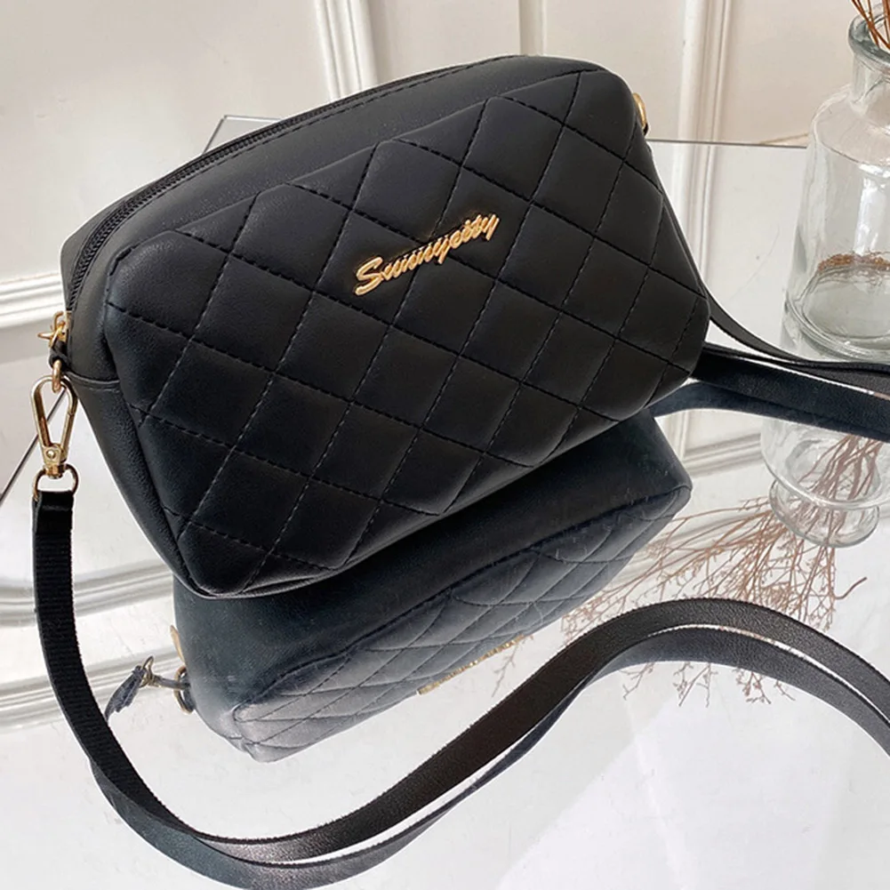 Embroidered Female Messenger Bag PU Lattice Shoulder Crossbody Bag Solid Color Shopping Daily Purse Ladies Handbags
Embroidered Female Messenger Bag PU Lattice Shoulder Crossbody Bag Solid Color Shopping Daily Purse Ladies Handbags