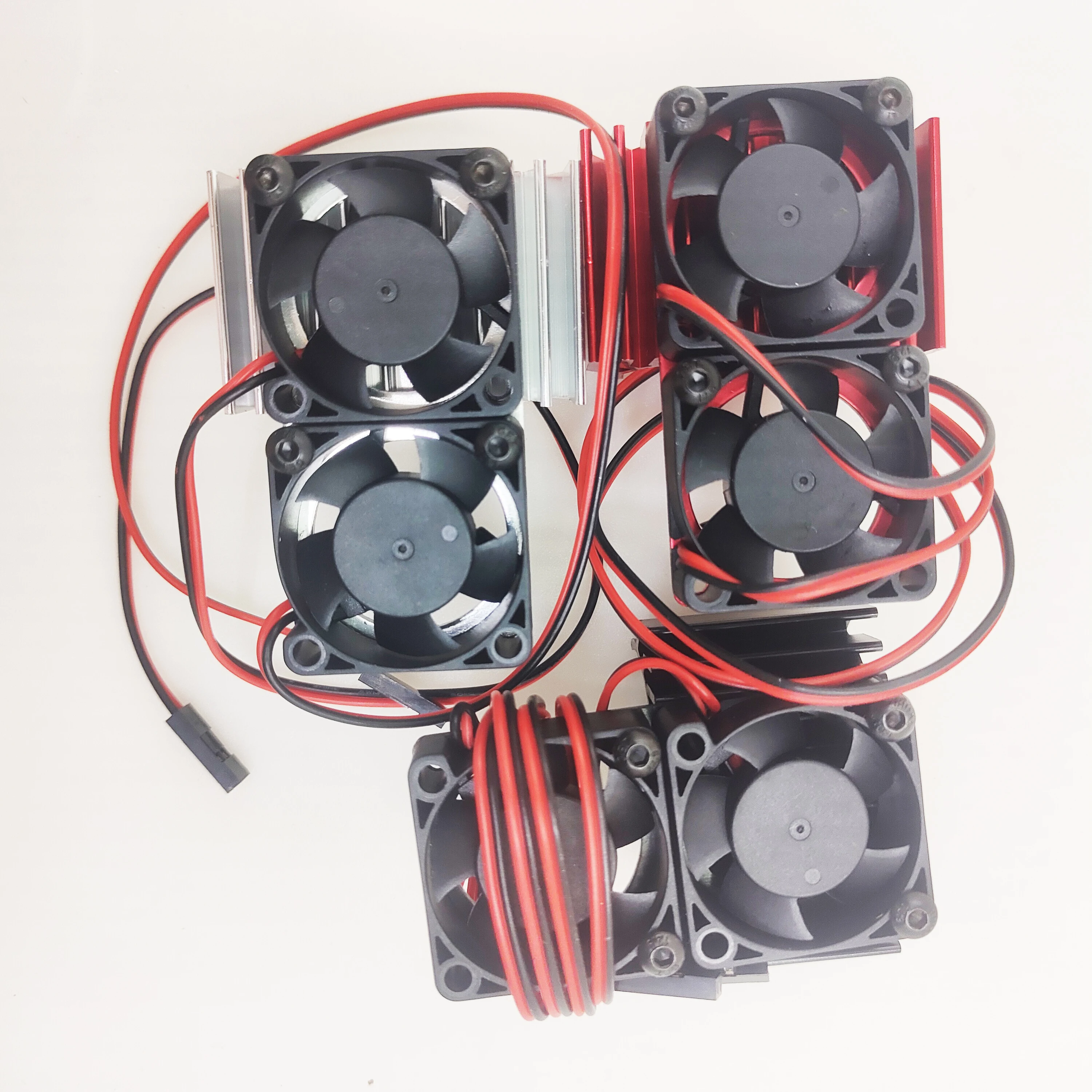 RC parts motor radiator For 540 550 3360 3370 brush motor radiator thermal induction dual cooling fan
RC parts motor radiator For 540 550 3360 3370 brush motor radiator thermal induction dual cooling fan