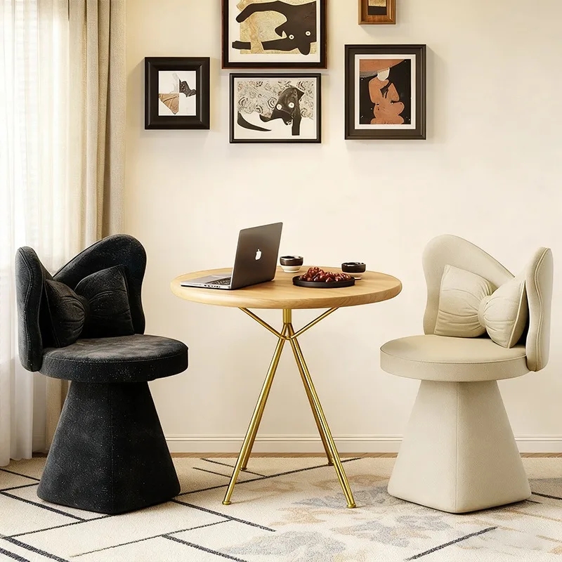 pp-Modern French Style Rotatable Makeup Vanity Stool, Luxury Chair for Beauty & Nail Salon Use
pp-Modern French Style Rotatable Makeup Vanity Stool, Luxury Chair for Beauty & Nail Salon Use