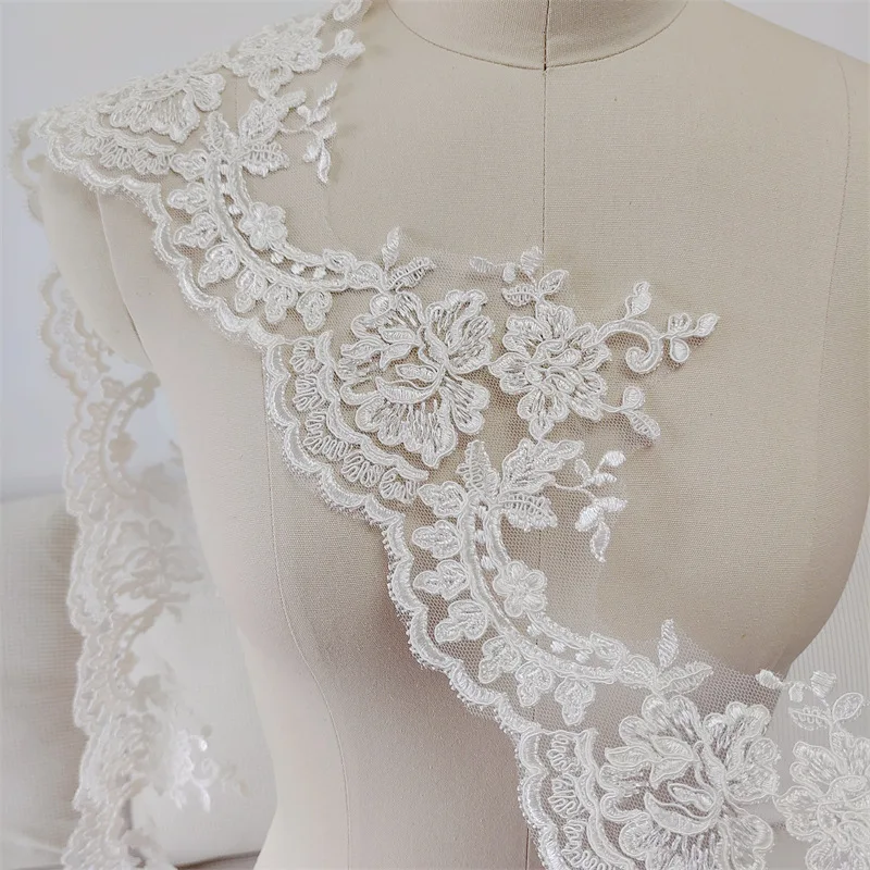 Новая кружевная тесьма с косточками для рукоделия, идеально подходит для свадебных платьев, фаты, детской одежды, пальто и юбок
Новая кружевная тесьма с косточками для рукоделия, идеально подходит для свадебных платьев, фаты, детской одежды, пальто и юбок