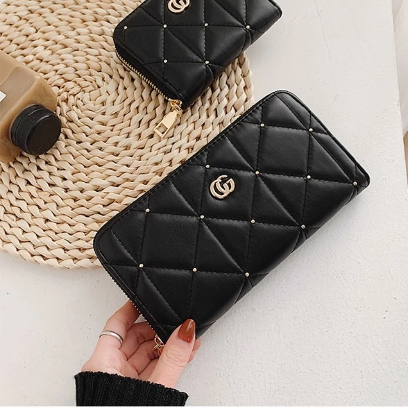 Elegant Women's Wallet, Durable Light Luxury Brand with Versatile Functions, Compact Design for Everyday Carry
Elegant Women's Wallet, Durable Light Luxury Brand with Versatile Functions, Compact Design for Everyday Carry