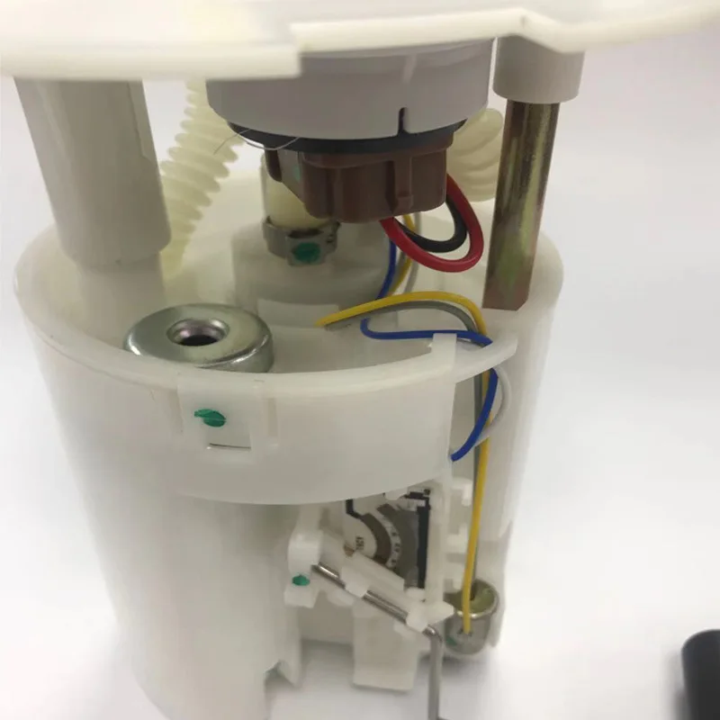 94573273 96406865 96414380 96423297 Fuel Pump Assembly for Chevrolet Love/Aveo
94573273 96406865 96414380 96423297 Fuel Pump Assembly for Chevrolet Love/Aveo