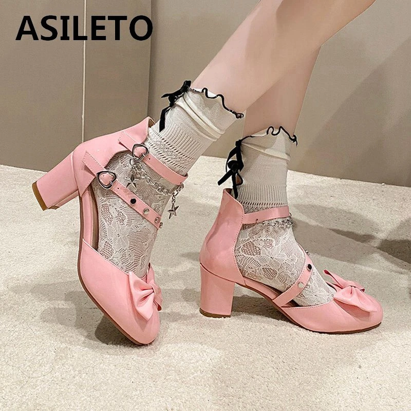 ASILETO Korean Girls Pumps Sweet Lolita Style Shoes Round Toe Block Heels 5.5cm Buckle Strap Rivets Metal Big Size Causal Pink
ASILETO Korean Girls Pumps Sweet Lolita Style Shoes Round Toe Block Heels 5.5cm Buckle Strap Rivets Metal Big Size Causal Pink