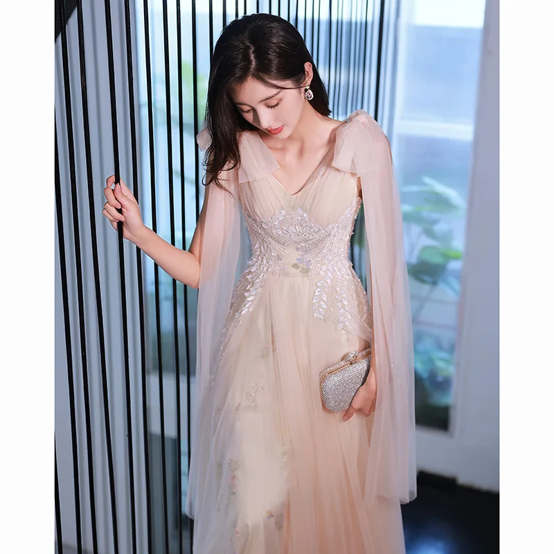 Pink Tulle Cocktail Dress Women V-Neck Halter Bow Applique Beading Evening Dresses Elegant Modern Embroidered Prom Gown
Pink Tulle Cocktail Dress Women V-Neck Halter Bow Applique Beading Evening Dresses Elegant Modern Embroidered Prom Gown