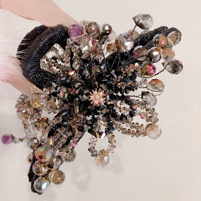 Luxury Crystal Flower Tassel Hair Clip Hairpin Large Shark Clip Accessories Women Pressed Hair Claws Hairbands
Luxury Crystal Flower Tassel Hair Clip Hairpin Large Shark Clip Accessories Women Pressed Hair Claws Hairbands