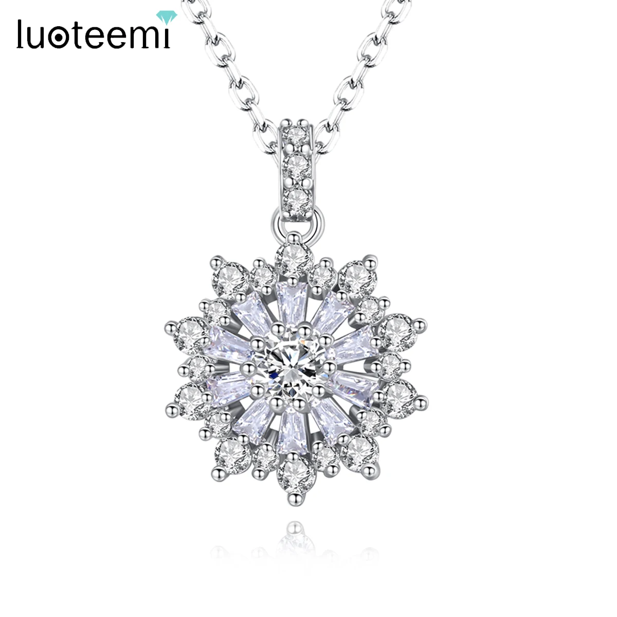 LUOTEEMI Clear Zirconia Snowflake Necklace for Women Stunning Winter Luxury Shiny CZ Pendant Christmas Girl Party Accessories
LUOTEEMI Clear Zirconia Snowflake Necklace for Women Stunning Winter Luxury Shiny CZ Pendant Christmas Girl Party Accessories