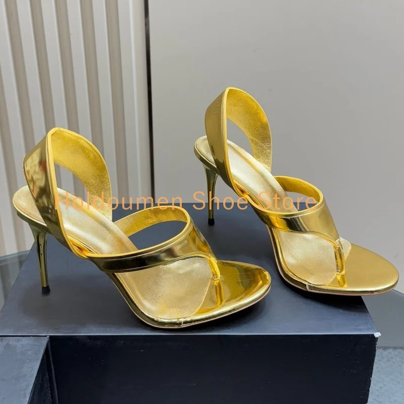 New Trend Patent Leather Pinch Toe Stiletto Sandals Sexy Peep Toe Back Strap Flip-Flops High Heel Sandals Bride Wedding Shoes
New Trend Patent Leather Pinch Toe Stiletto Sandals Sexy Peep Toe Back Strap Flip-Flops High Heel Sandals Bride Wedding Shoes