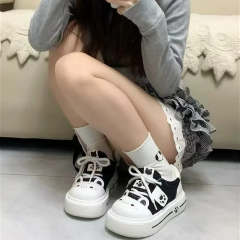 Women's Platform Vulcanized Canvas Shoes Woman Designer Lace Up Trainers Cat Paw Print Sneaker 2026 New Adorablle Kitty Sneakers
Women's Platform Vulcanized Canvas Shoes Woman Designer Lace Up Trainers Cat Paw Print Sneaker 2026 New Adorablle Kitty Sneakers