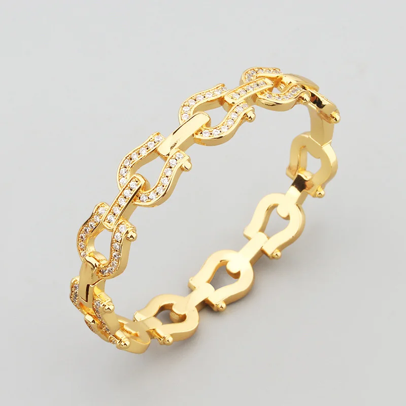 Luxury Retro Titanium Steel Bracelet Ring Set European American Fashion Horseshoe Buckle Micro-Inlaid Zircon
Luxury Retro Titanium Steel Bracelet Ring Set European American Fashion Horseshoe Buckle Micro-Inlaid Zircon