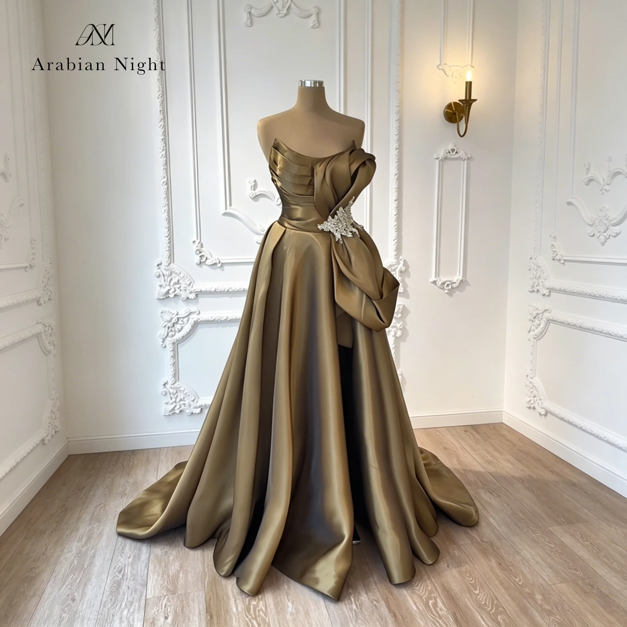 High-End Satin Strapless Evening Gown A-Line Fitted Waist Heavy Rhinestone Bow Embellishments Elegant Women's Formal Dress
High-End Satin Strapless Evening Gown A-Line Fitted Waist Heavy Rhinestone Bow Embellishments Elegant Women's Formal Dress