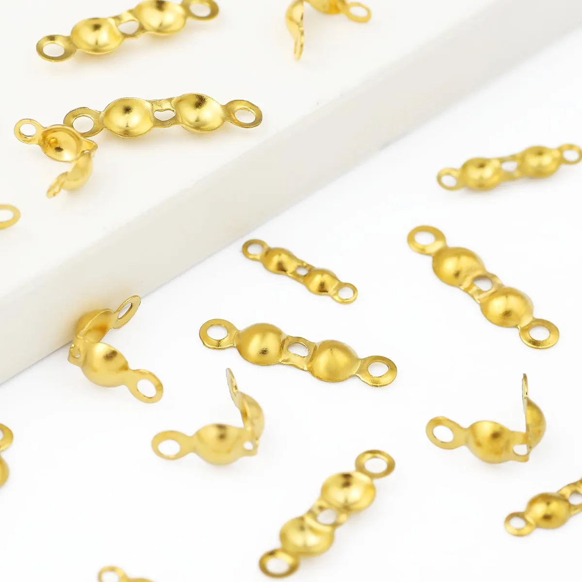 10/100pcs/lot Stainless Steel Connector Clasp Ball Chain Calotte End Crimps Bead Caps for DIY Jewelry Making Supplies Wholesale
10/100pcs/lot Stainless Steel Connector Clasp Ball Chain Calotte End Crimps Bead Caps for DIY Jewelry Making Supplies Wholesale