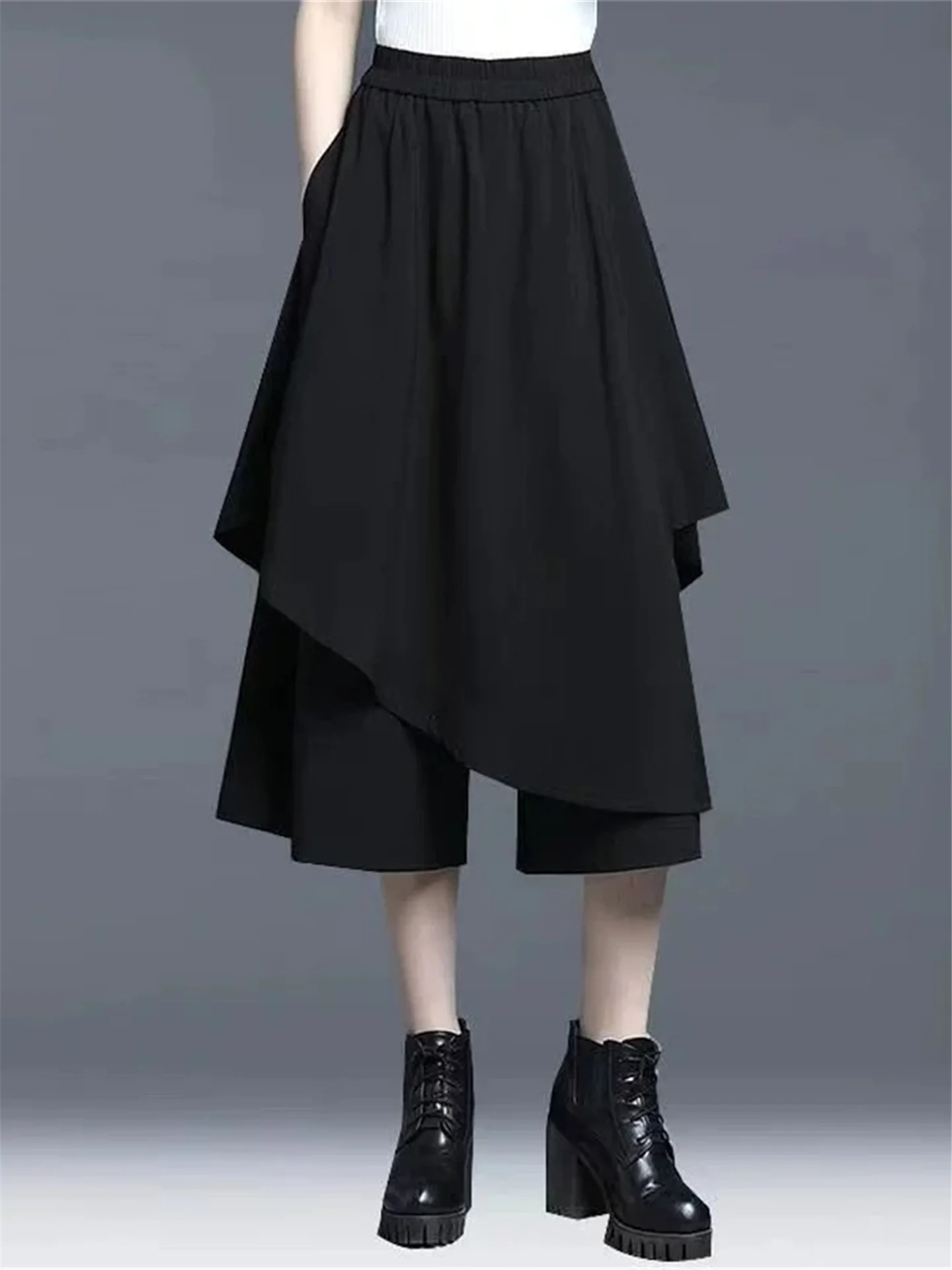 Black Wide Leg Pants Women's Casual Loose Slimming Hong Kong Style Seven-Foot Skirt Pants High Waist Polyester Fiber
Black Wide Leg Pants Women's Casual Loose Slimming Hong Kong Style Seven-Foot Skirt Pants High Waist Polyester Fiber
