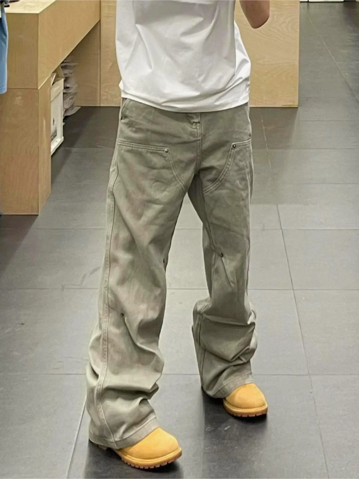 American High Street Rivet Pleated Workwear een ey Denim Jeans Men Loose Straight Casual Wide Leg Pants
American High Street Rivet Pleated Workwear een ey Denim Jeans Men Loose Straight Casual Wide Leg Pants